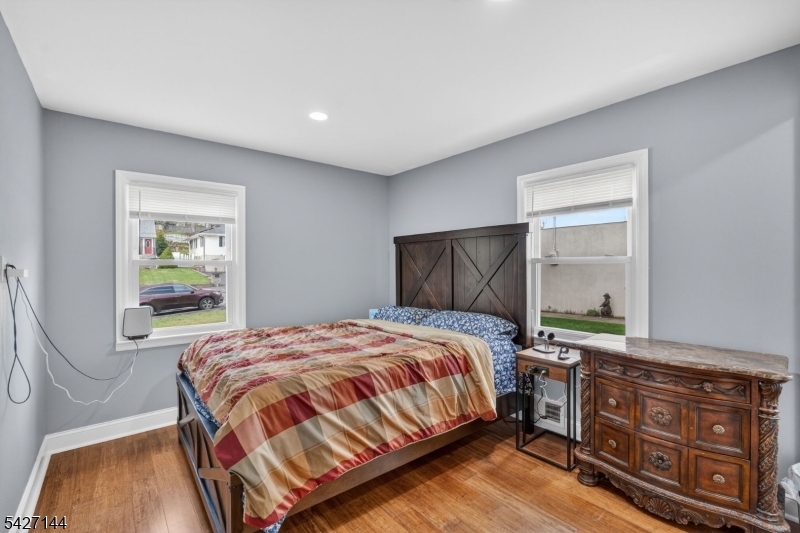 524 Henmar Dr
