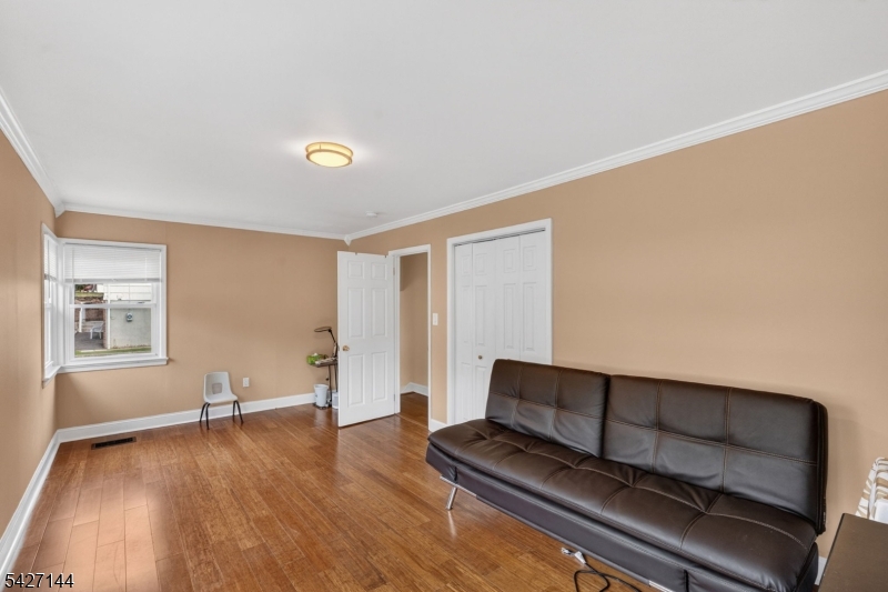 524 Henmar Dr
