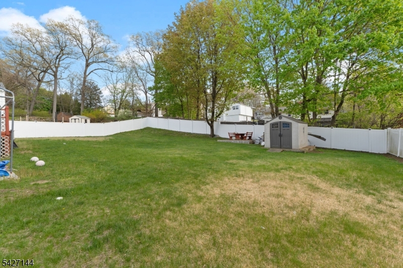 524 Henmar Dr