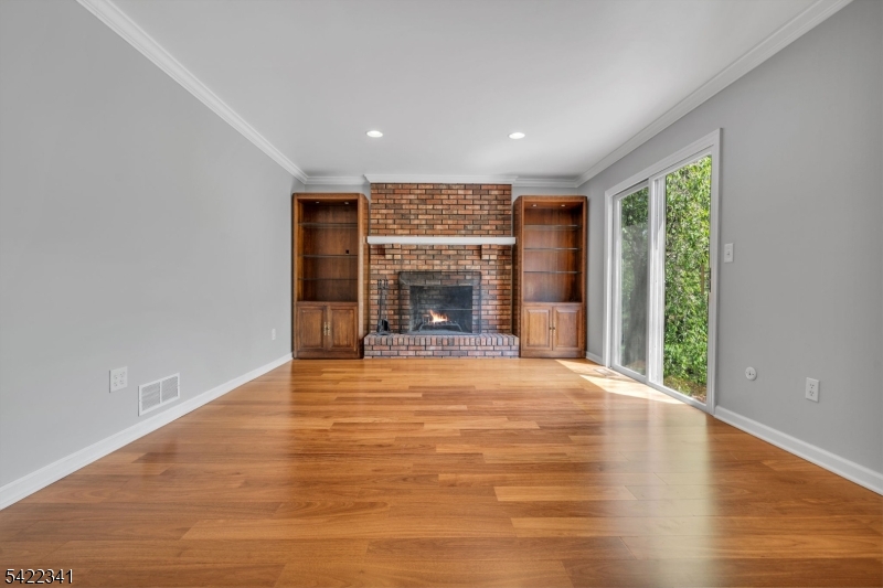 363 Rolling Knolls Way