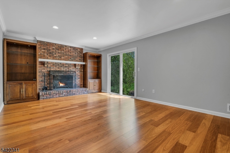 363 Rolling Knolls Way