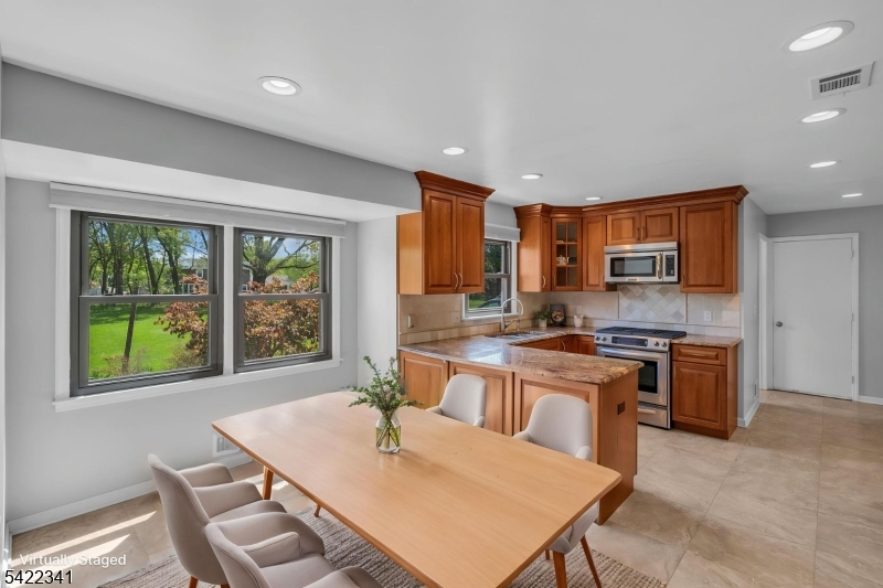 363 Rolling Knolls Way