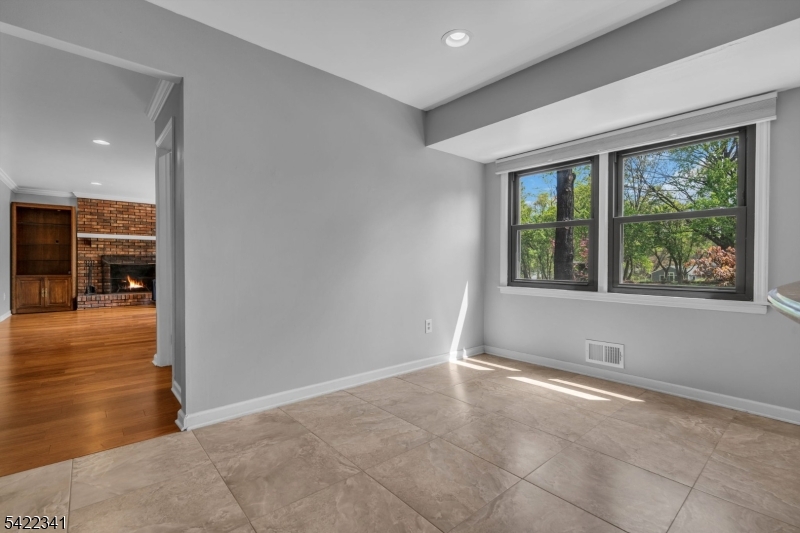 363 Rolling Knolls Way