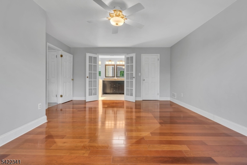 363 Rolling Knolls Way