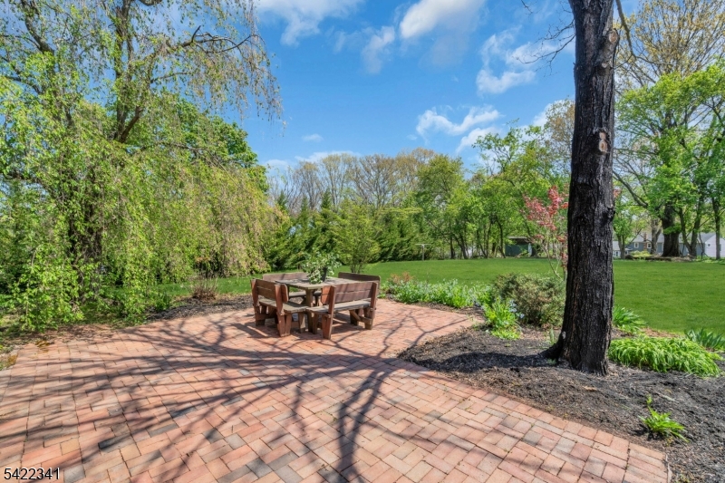 363 Rolling Knolls Way