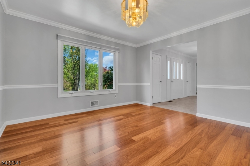 363 Rolling Knolls Way