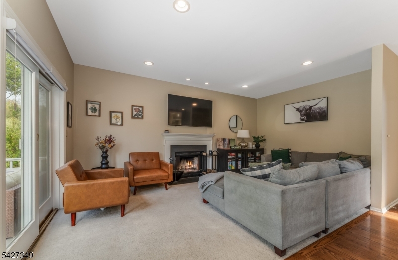 45 GRANDIN COURT