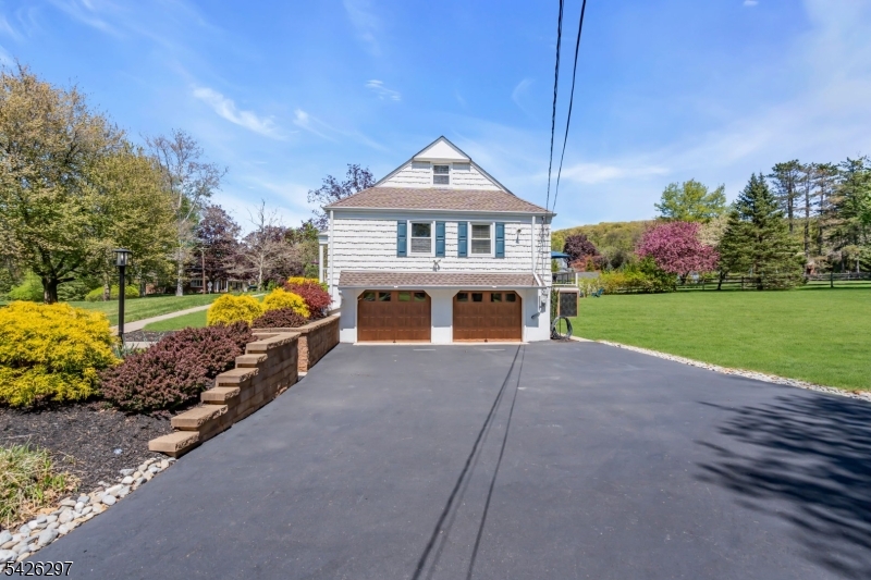 1360 Tullo Rd