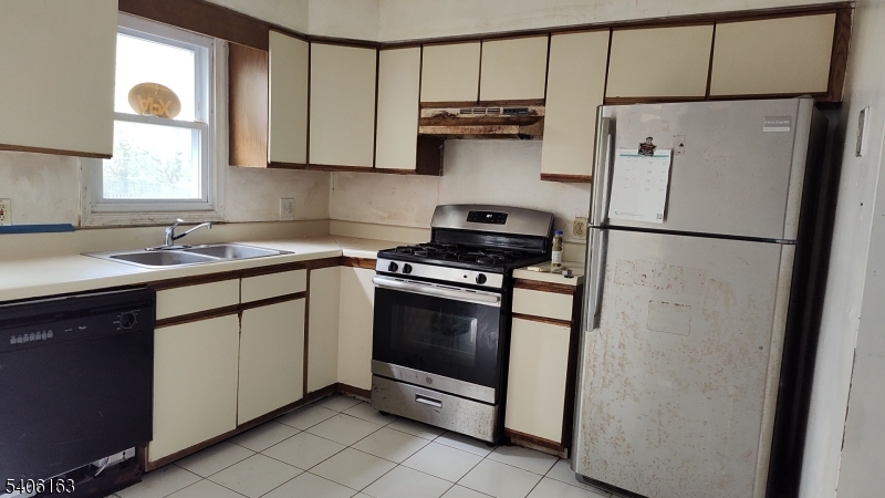 65 Hamilton St #2
