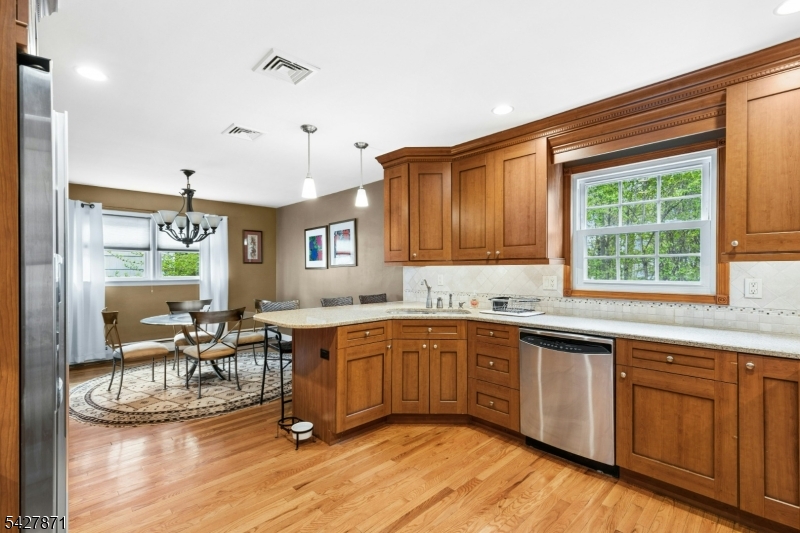 36 Wadsworth Ter