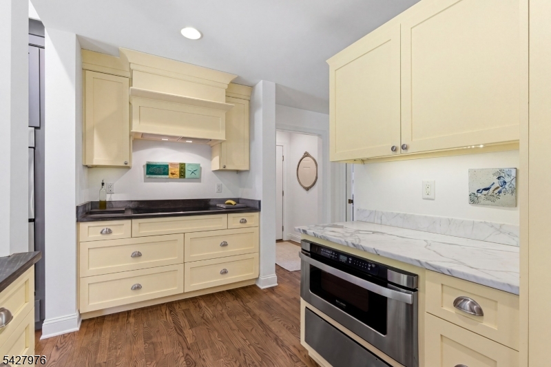 112 Stony Brook Rd