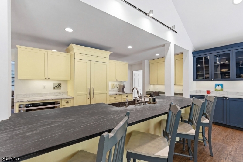 112 Stony Brook Rd