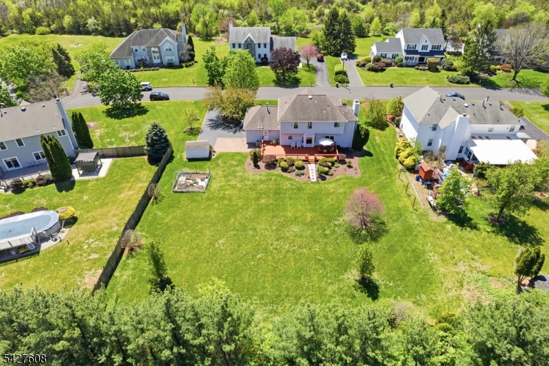 14 Zeller Dr