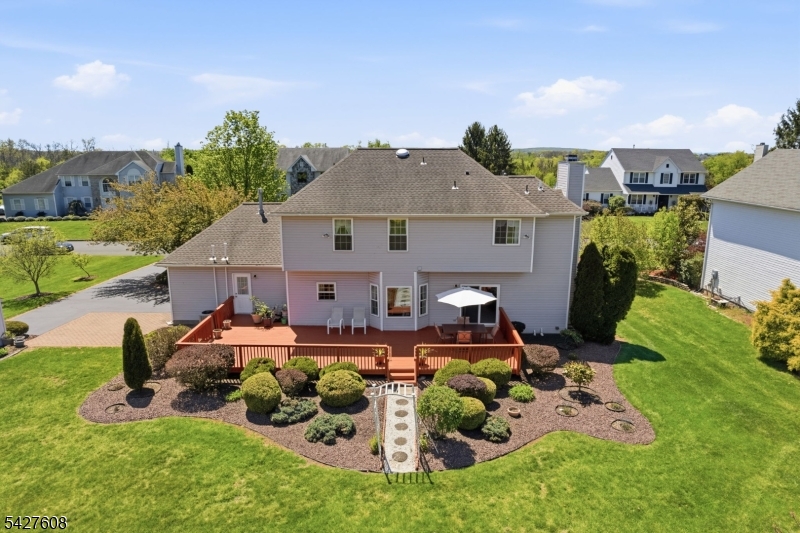 14 Zeller Dr