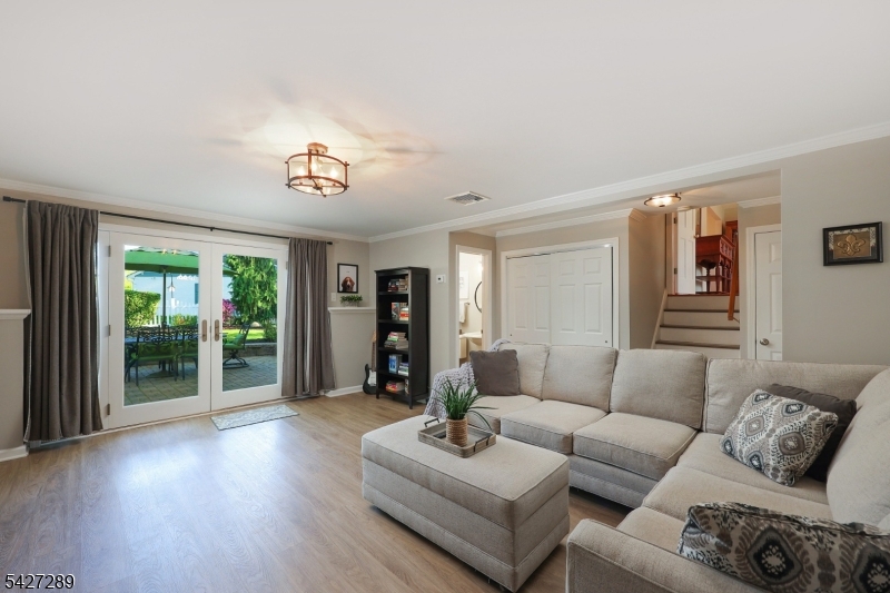 38 Genesee Trail