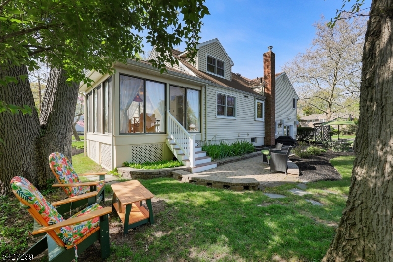 38 Genesee Trail