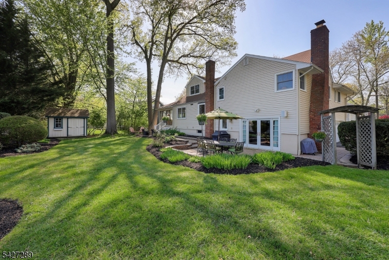 38 Genesee Trail