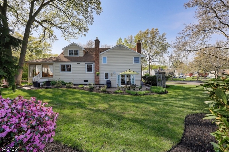 38 Genesee Trail