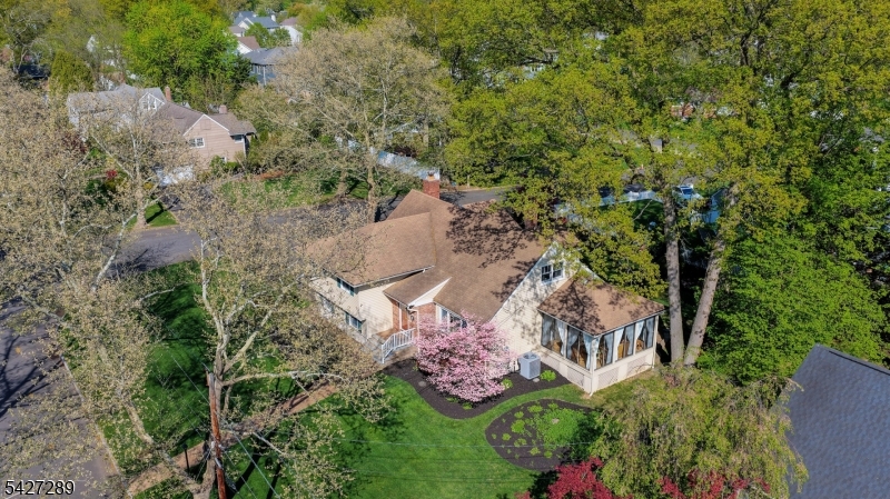 38 Genesee Trail