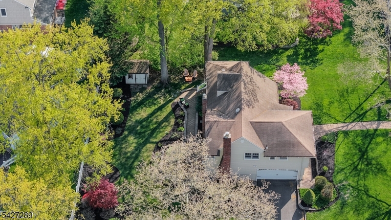38 Genesee Trail