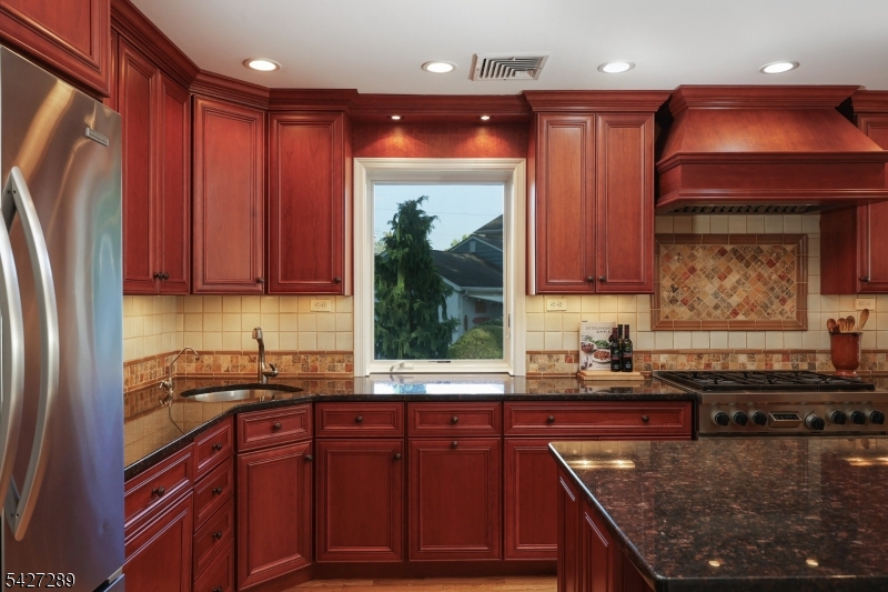 38 Genesee Trail