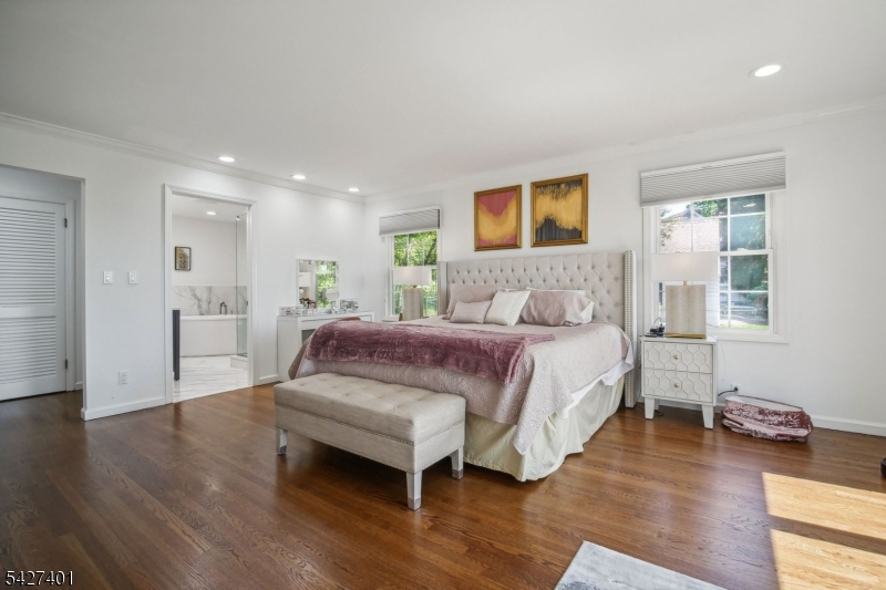 1008 Mary Allen Ln