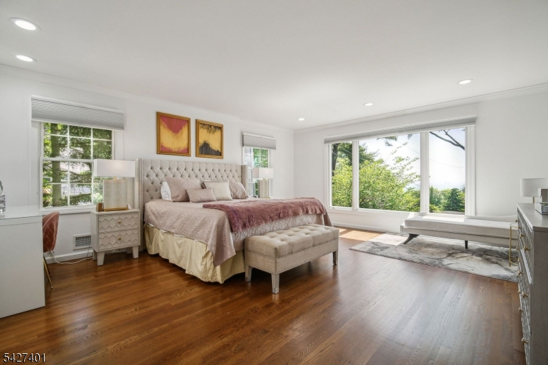 1008 Mary Allen Ln