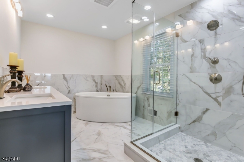 1008 Mary Allen Ln