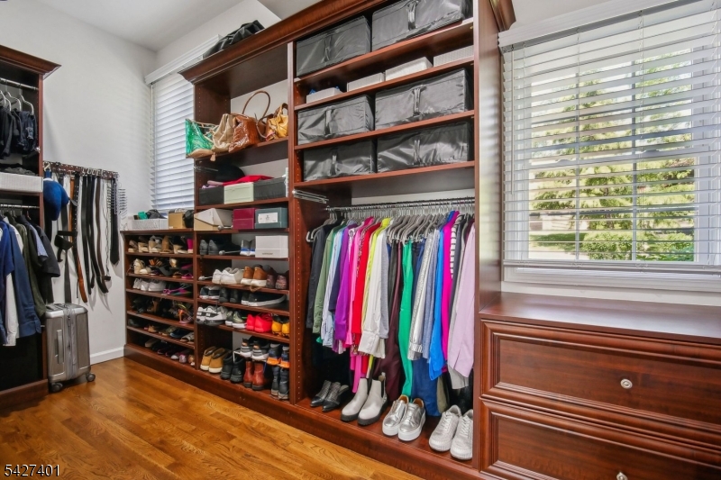 1008 Mary Allen Ln