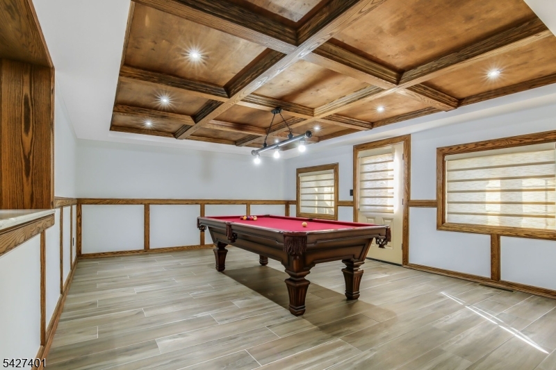 1008 Mary Allen Ln