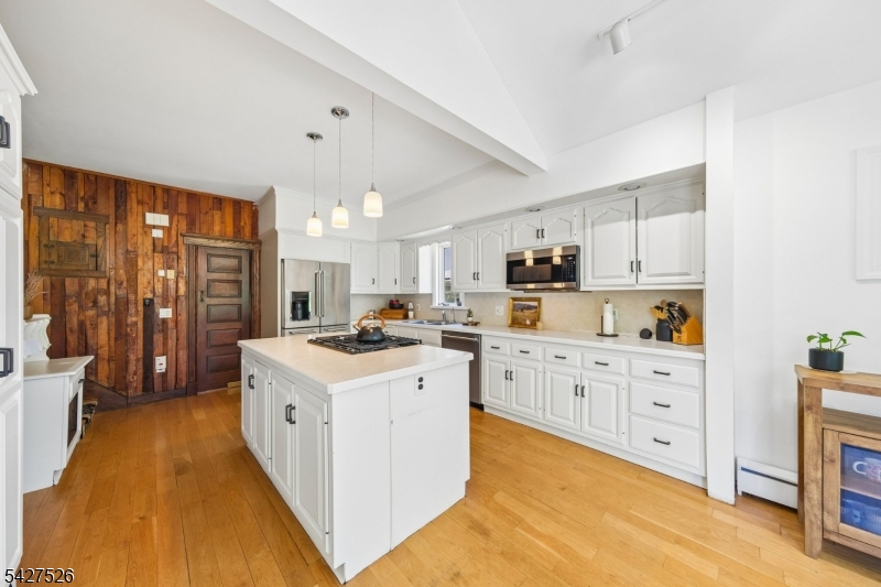 506 Linden Pl