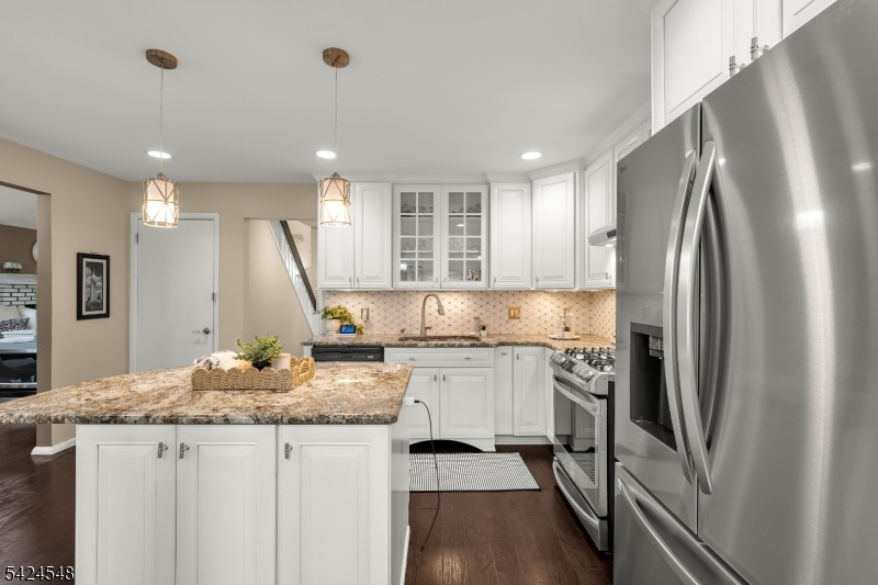 45 Ditmars Cir