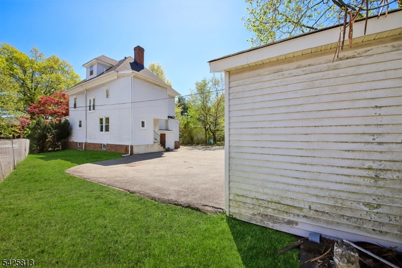 70 Orange Rd