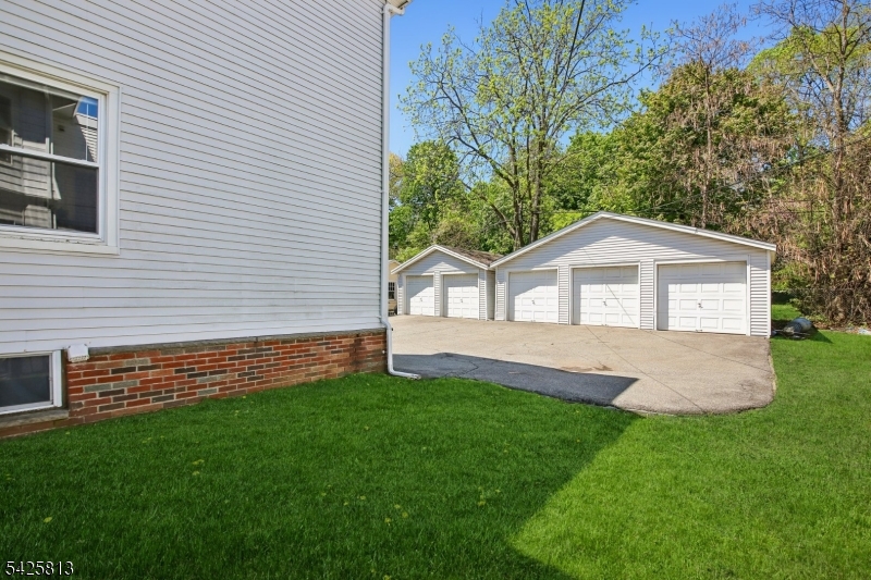 70 Orange Rd