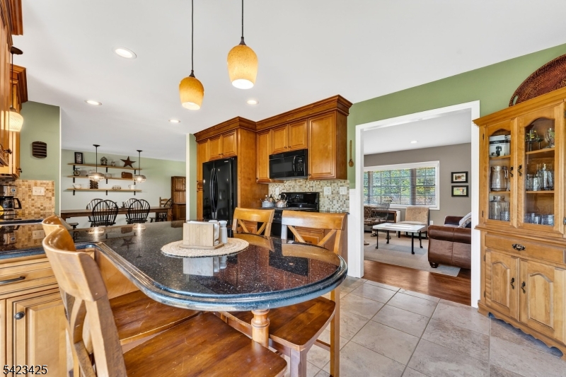319 New Amwell Rd