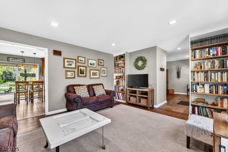 319 New Amwell Rd