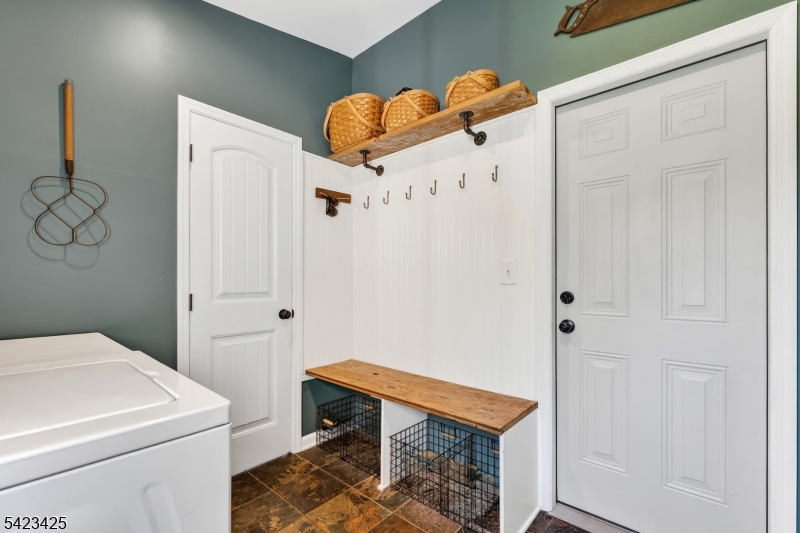319 New Amwell Rd