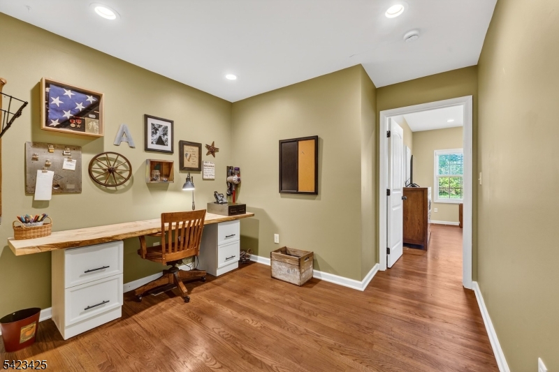 319 New Amwell Rd