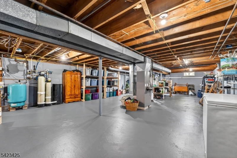 319 New Amwell Rd