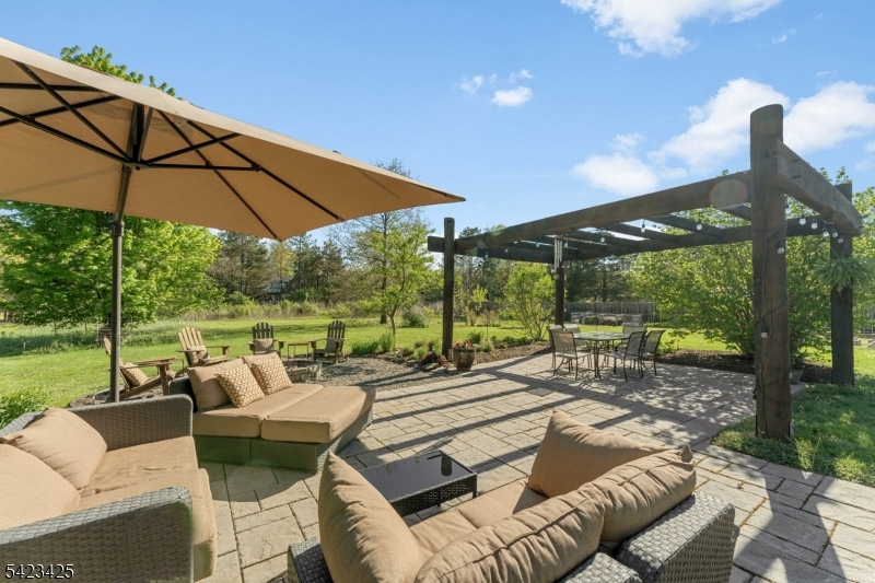 319 New Amwell Rd