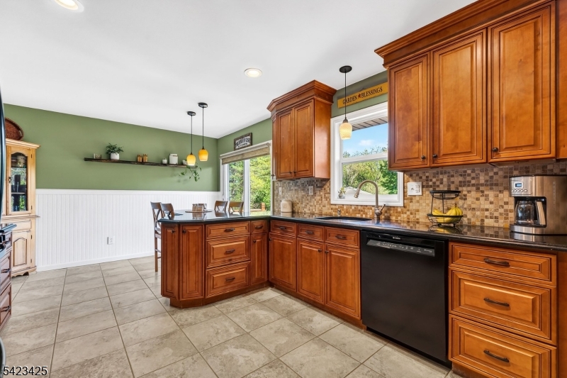 319 New Amwell Rd