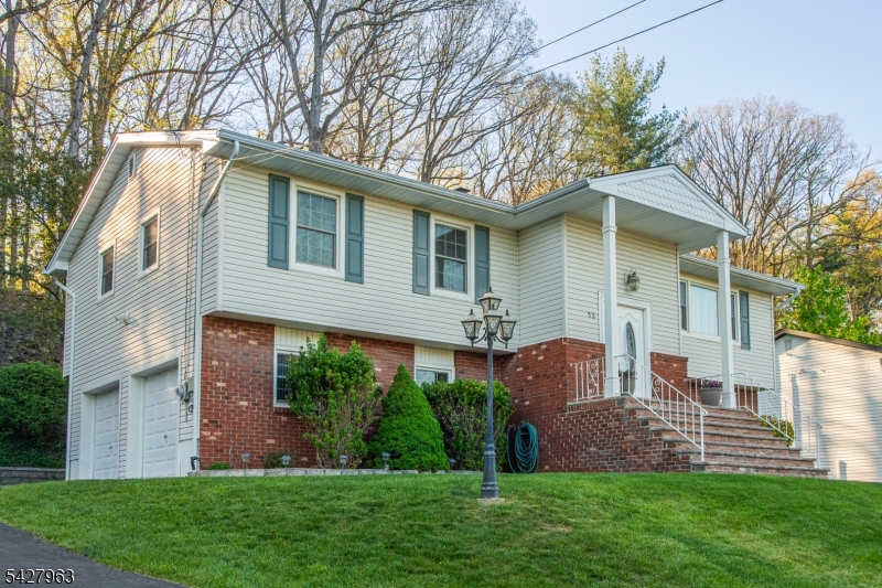 53 N Hillside Ave