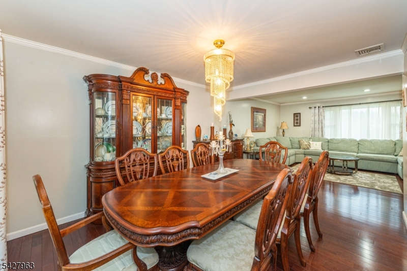 53 N Hillside Ave
