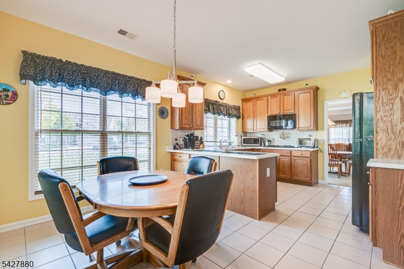 281 Longwood Ln