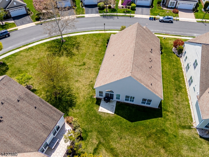 281 Longwood Ln