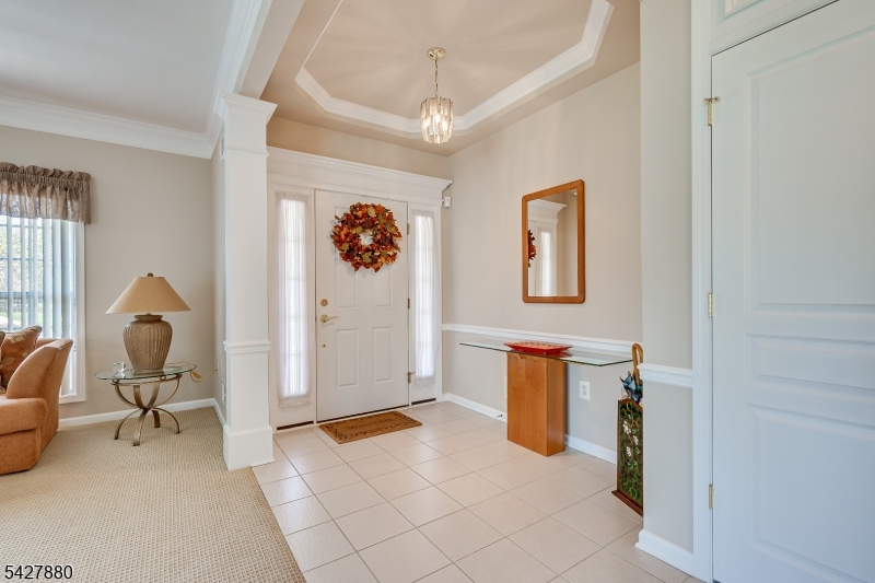 281 Longwood Ln