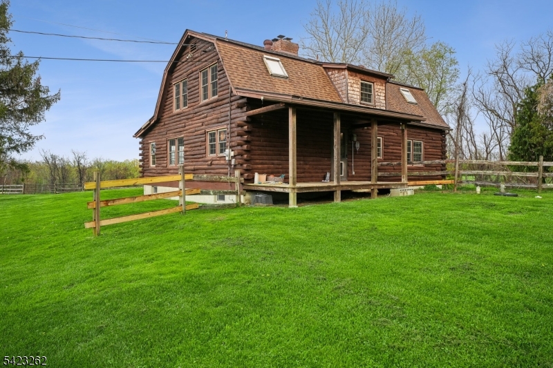 71 Hainesburg River Rd