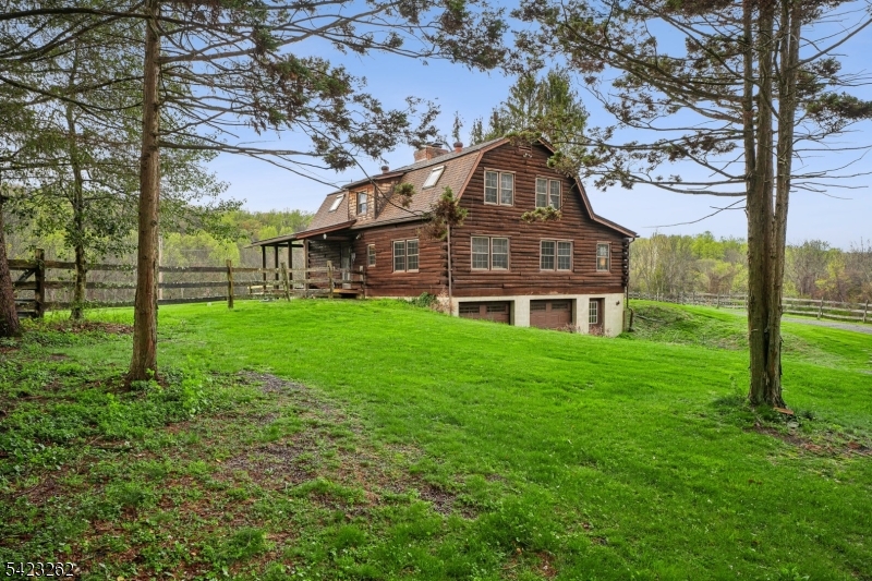 71 Hainesburg River Rd