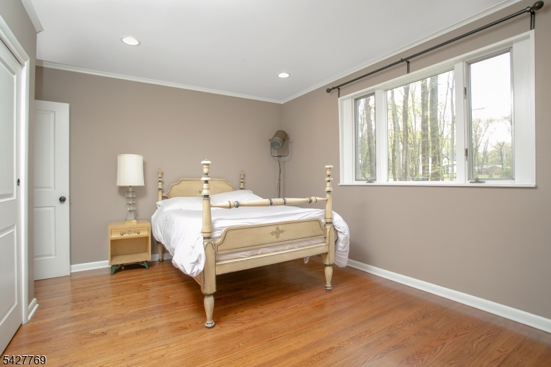 2 Puddingstone Rd
