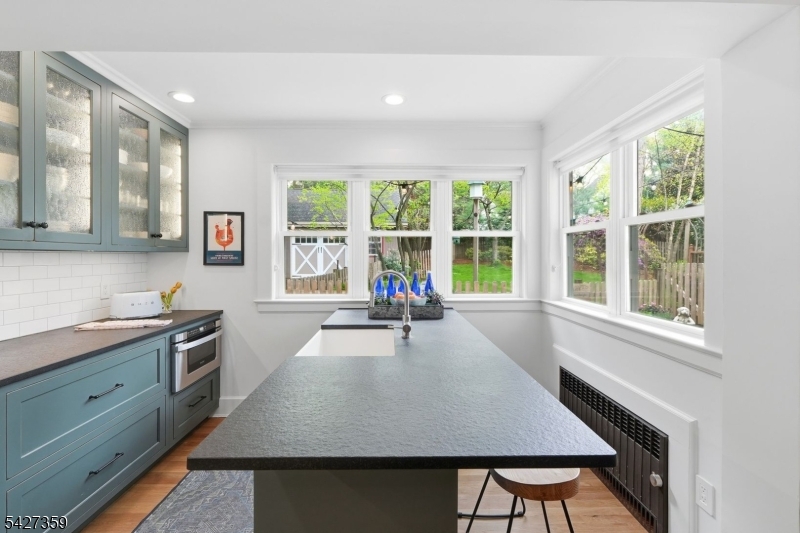 36 Kendal Ave